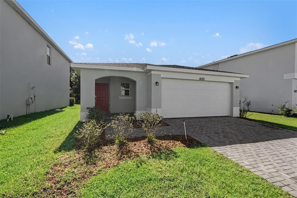 For Sale: $264,900 (3 beds, 2 baths, 1451 Square Feet)