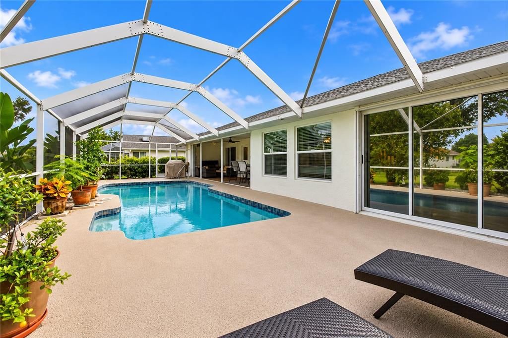 For Sale: $405,000 (3 beds, 2 baths, 2005 Square Feet)