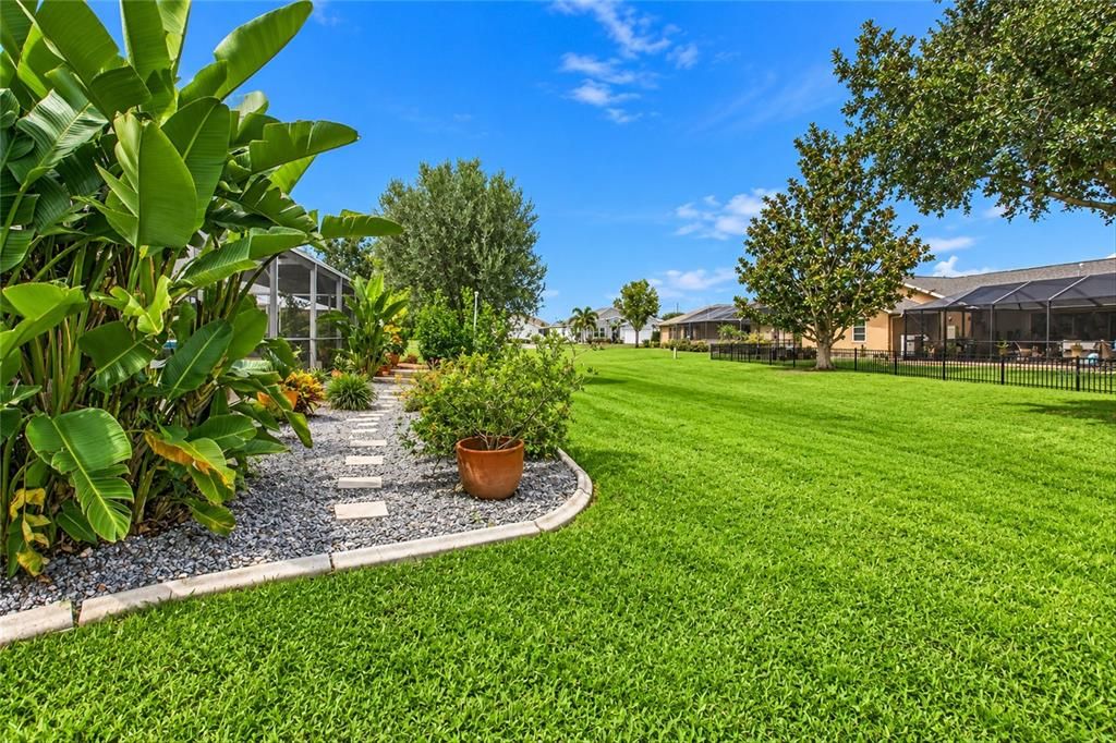 For Sale: $405,000 (3 beds, 2 baths, 2005 Square Feet)