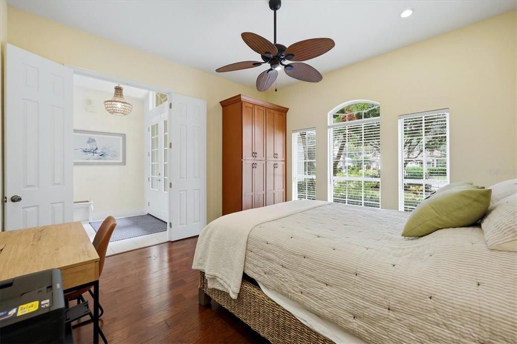 For Sale: $675,000 (3 beds, 2 baths, 2084 Square Feet)