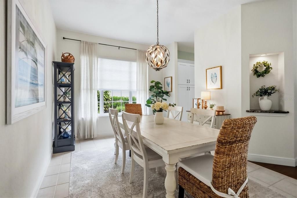 For Sale: $675,000 (3 beds, 2 baths, 2084 Square Feet)
