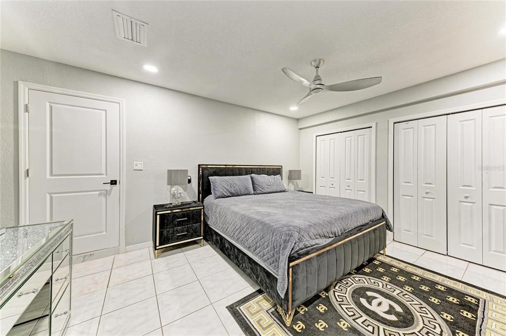For Sale: $439,000 (4 beds, 2 baths, 1408 Square Feet)