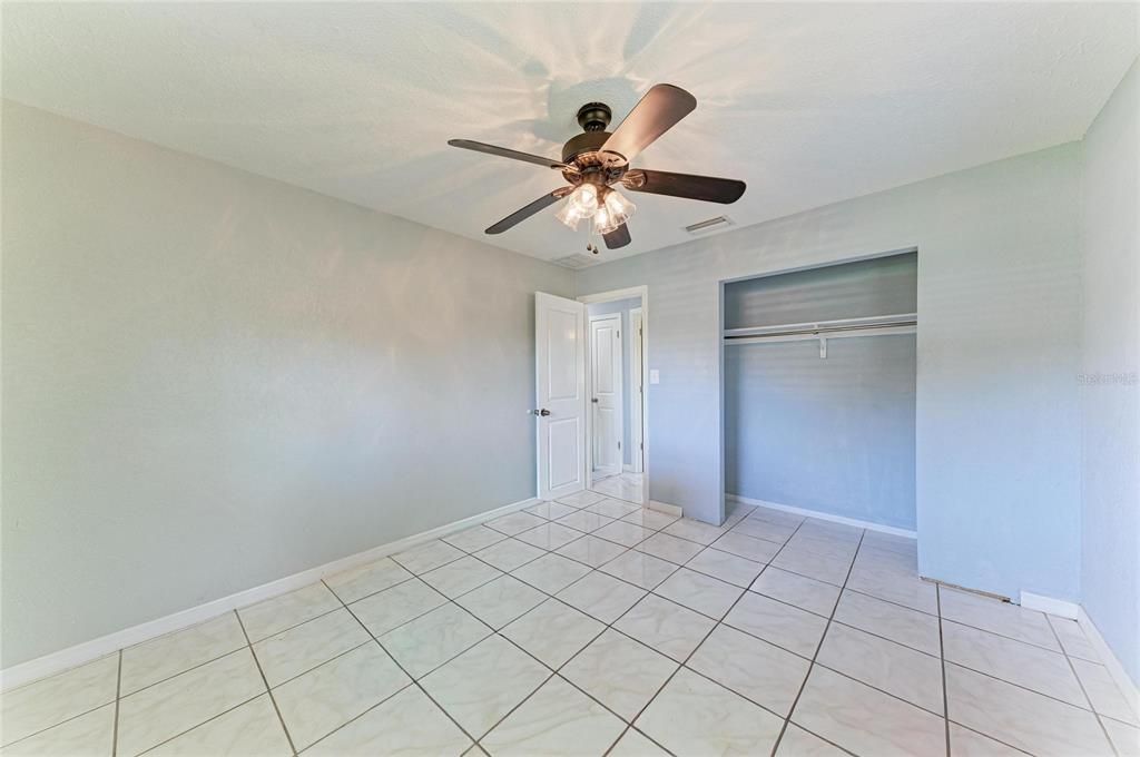For Sale: $439,000 (4 beds, 2 baths, 1408 Square Feet)