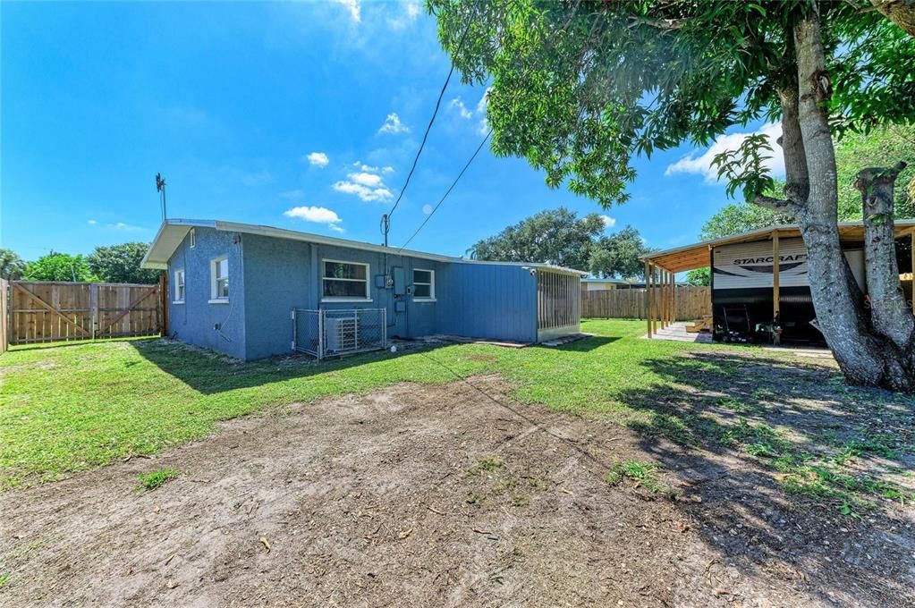 For Sale: $439,000 (4 beds, 2 baths, 1408 Square Feet)