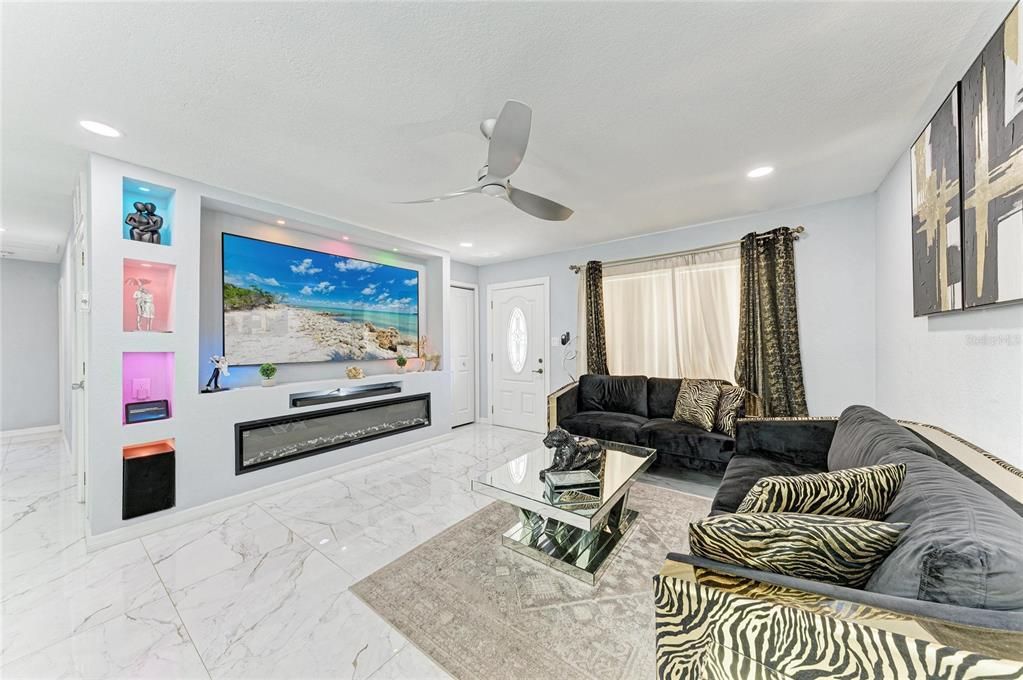 For Sale: $439,000 (4 beds, 2 baths, 1408 Square Feet)