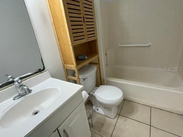 For Sale: $319,000 (3 beds, 2 baths, 1392 Square Feet)