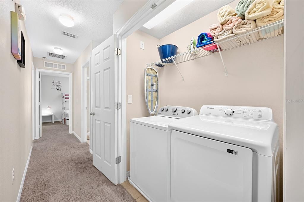 For Sale: $355,000 (4 beds, 3 baths, 1637 Square Feet)