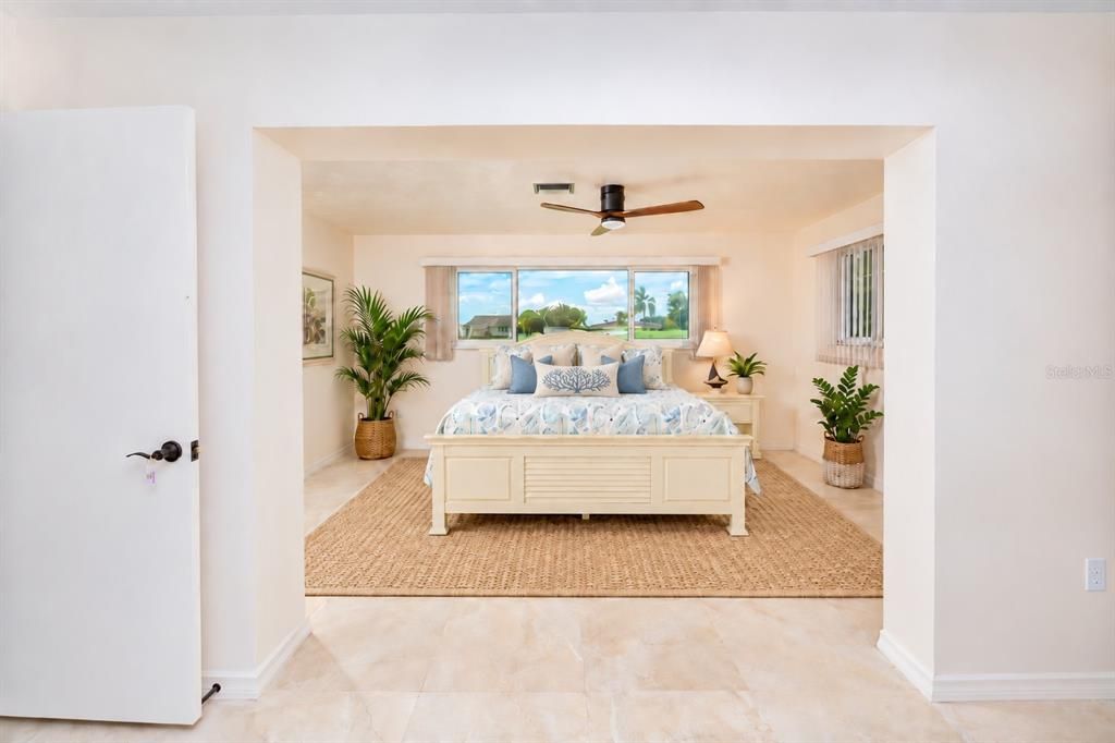 For Sale: $380,000 (4 beds, 2 baths, 2520 Square Feet)