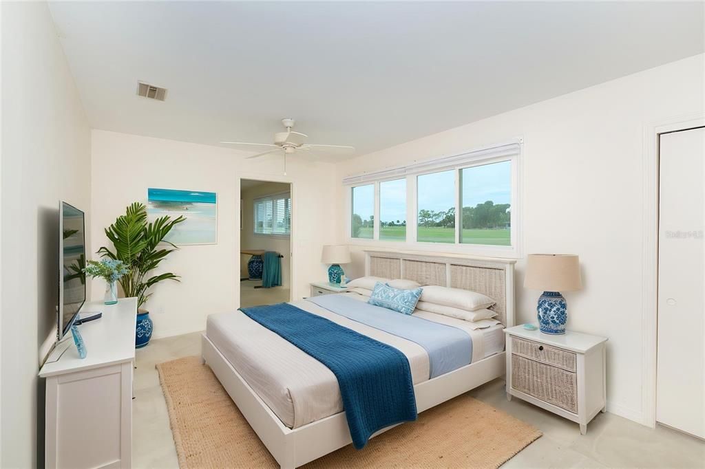 For Sale: $380,000 (4 beds, 2 baths, 2520 Square Feet)