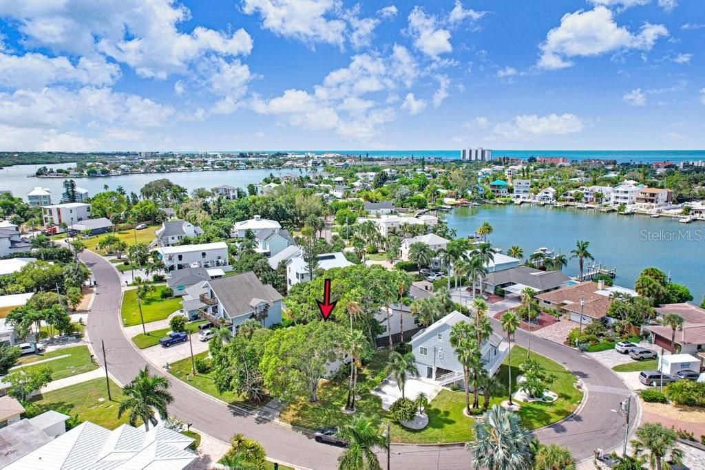 На продажу: $515,000 (2 спален, 1 ванн, 1186 Квадратных фут)