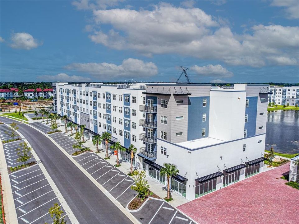For Sale: $305,000 (2 beds, 2 baths, 1023 Square Feet)
