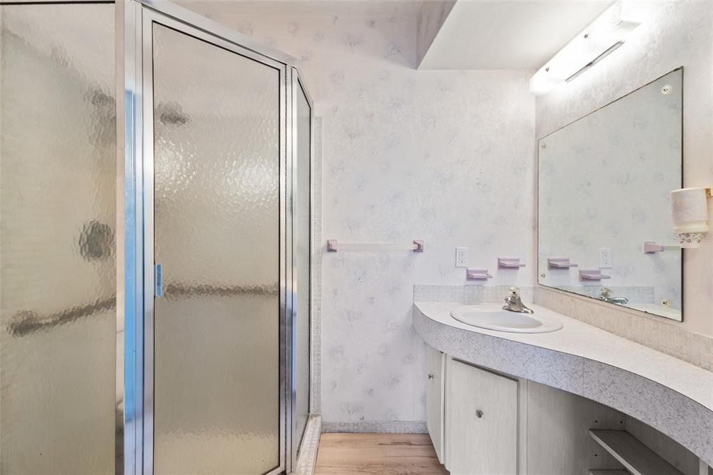 For Sale: $340,000 (2 beds, 2 baths, 1309 Square Feet)