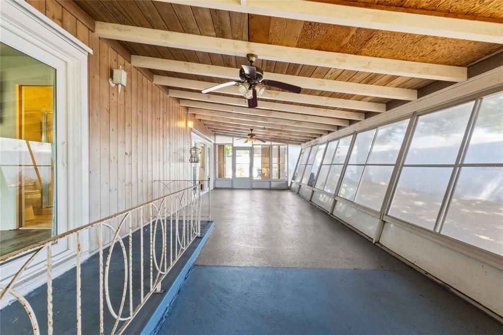 For Sale: $340,000 (2 beds, 2 baths, 1309 Square Feet)