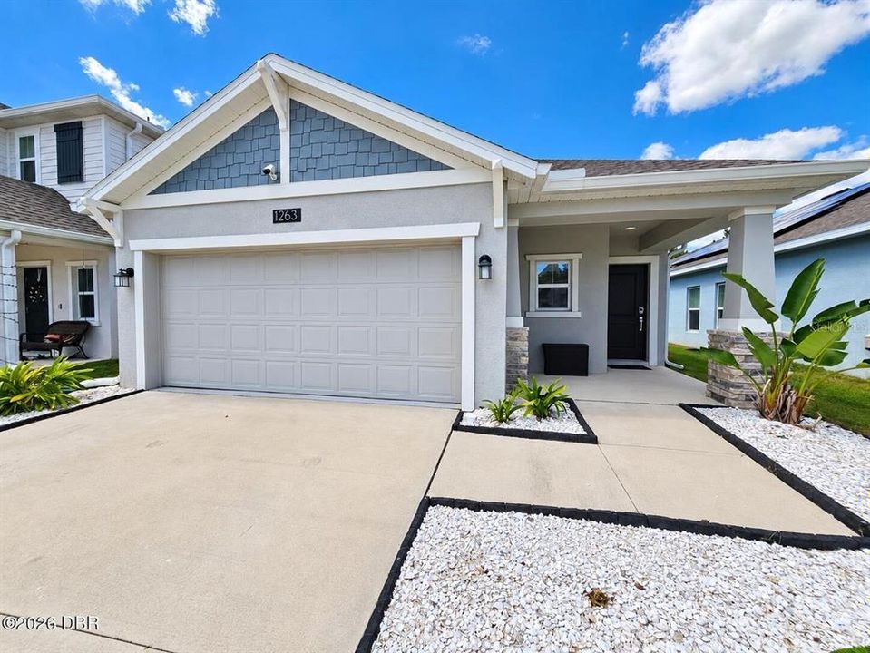 На продажу: $329,900 (3 спален, 2 ванн, 1444 Квадратных фут)