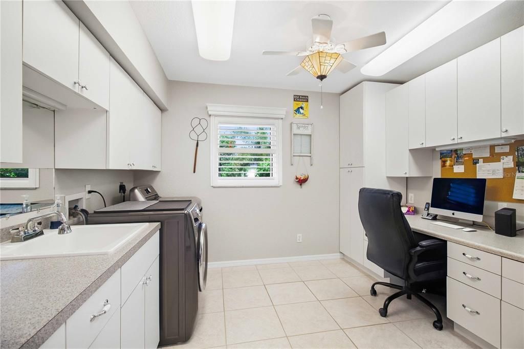 For Sale: $667,000 (3 beds, 2 baths, 2370 Square Feet)