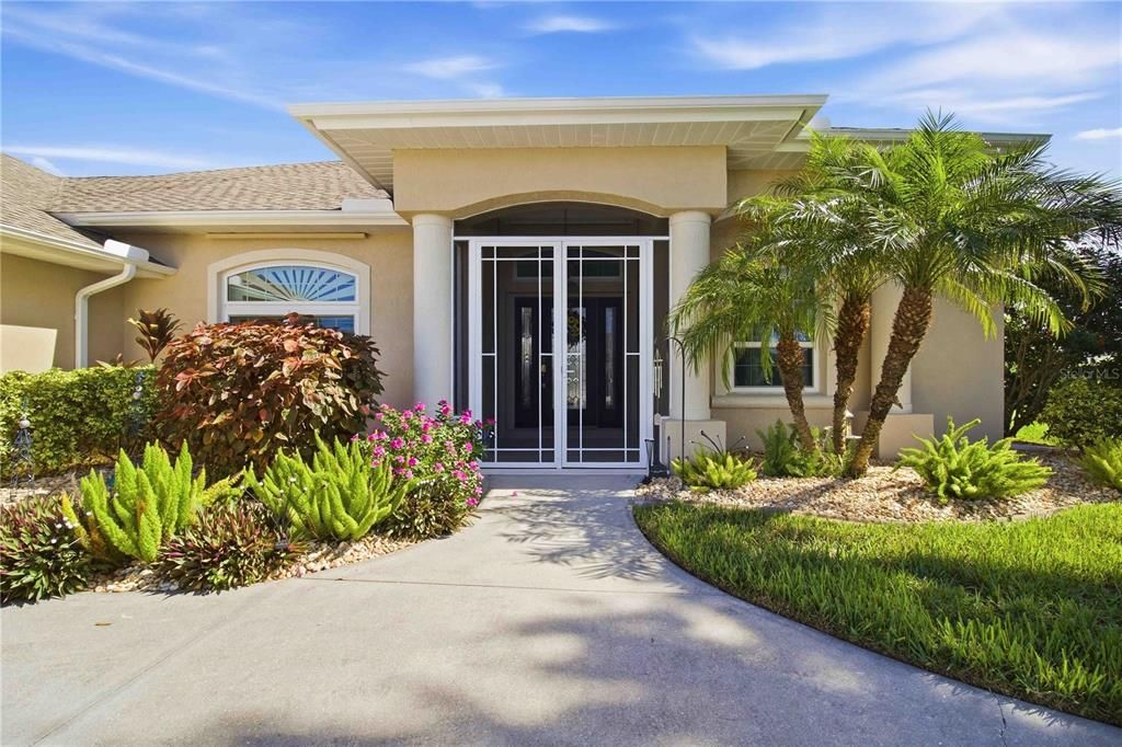 For Sale: $667,000 (3 beds, 2 baths, 2370 Square Feet)