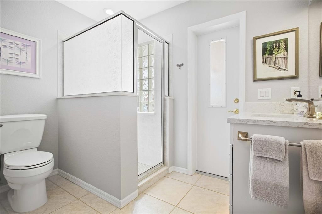 For Sale: $667,000 (3 beds, 2 baths, 2370 Square Feet)