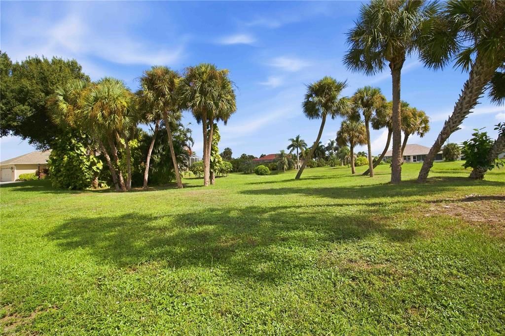 For Sale: $667,000 (3 beds, 2 baths, 2370 Square Feet)