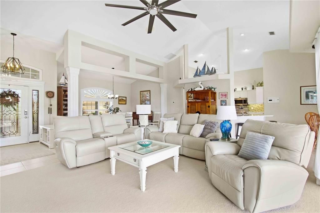 For Sale: $667,000 (3 beds, 2 baths, 2370 Square Feet)