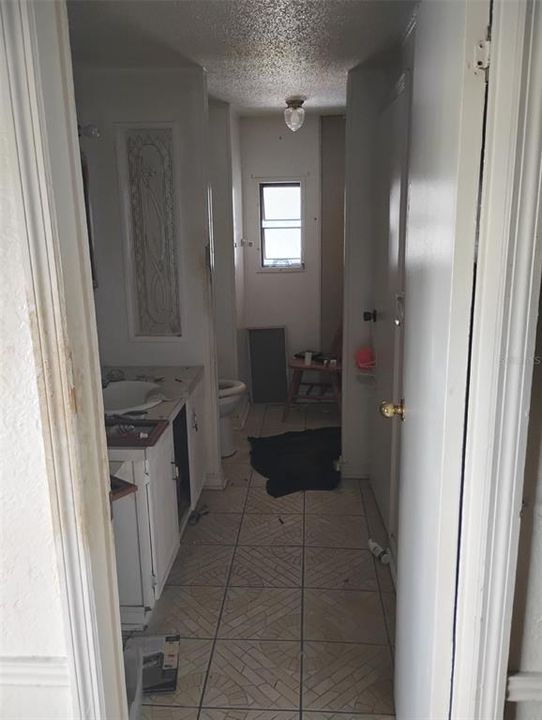 For Sale: $130,000 (3 beds, 2 baths, 1512 Square Feet)
