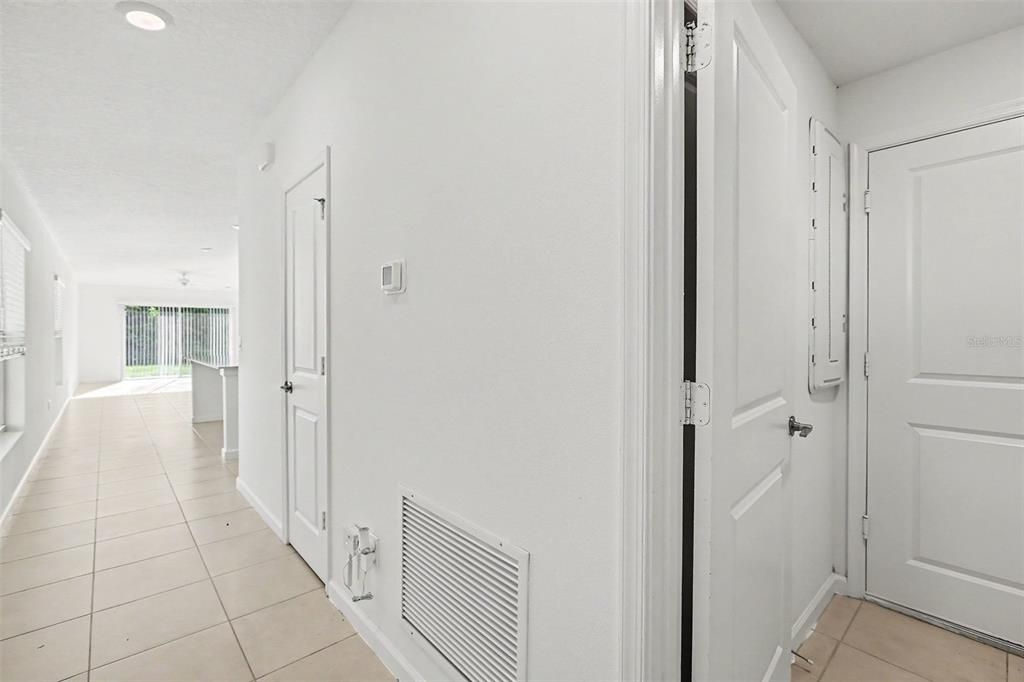 На продажу: $264,900 (3 спален, 2 ванн, 1451 Квадратных фут)