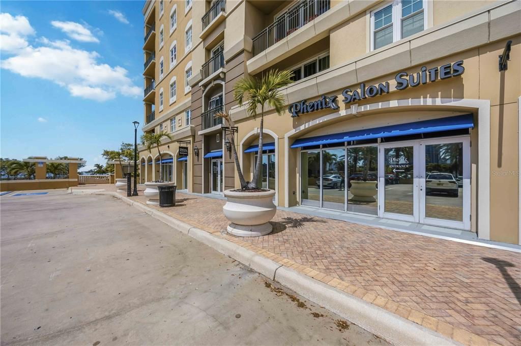 For Sale: $394,900 (2 beds, 2 baths, 1084 Square Feet)