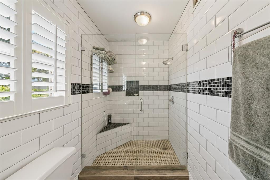 En Venta: $539,000 (3 camas, 2 baños, 1140 Pies cuadrados)