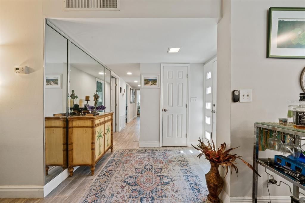 En Venta: $539,000 (3 camas, 2 baños, 1140 Pies cuadrados)