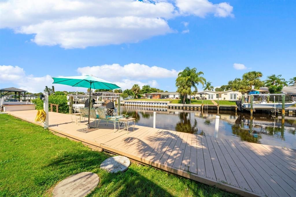 En Venta: $539,000 (3 camas, 2 baños, 1140 Pies cuadrados)