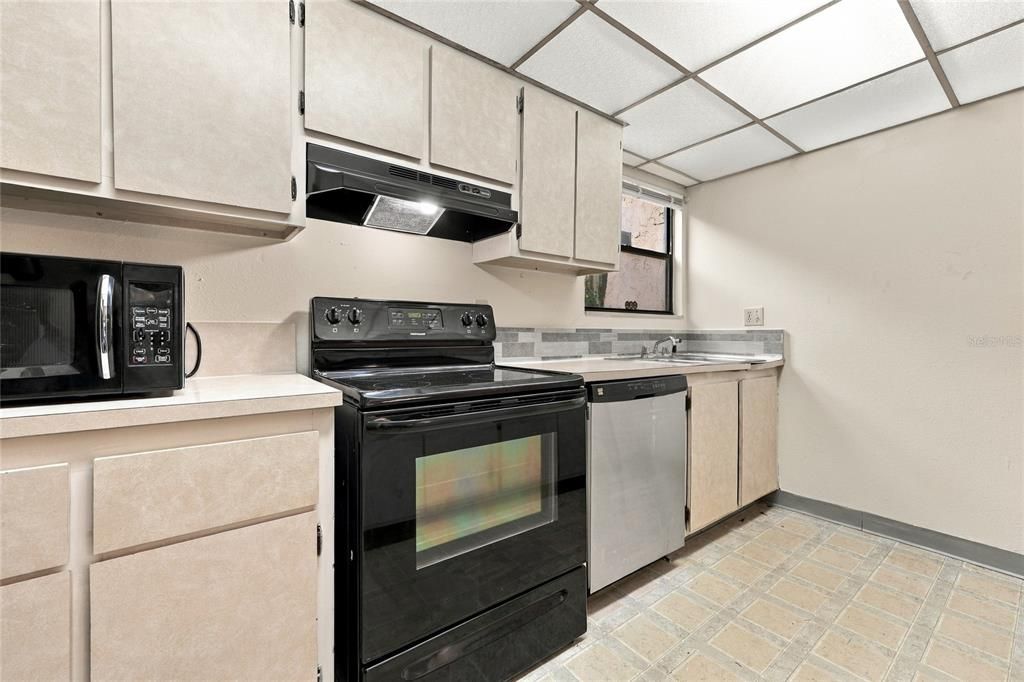 En Venta: $64,500 (1 camas, 1 baños, 876 Pies cuadrados)