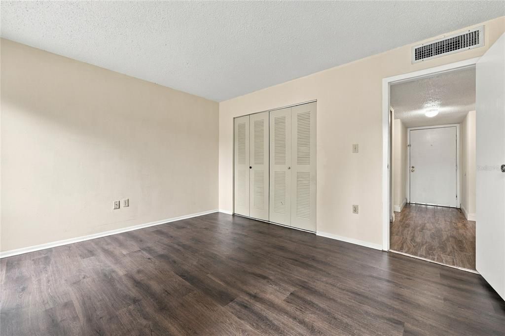 En Venta: $64,500 (1 camas, 1 baños, 876 Pies cuadrados)