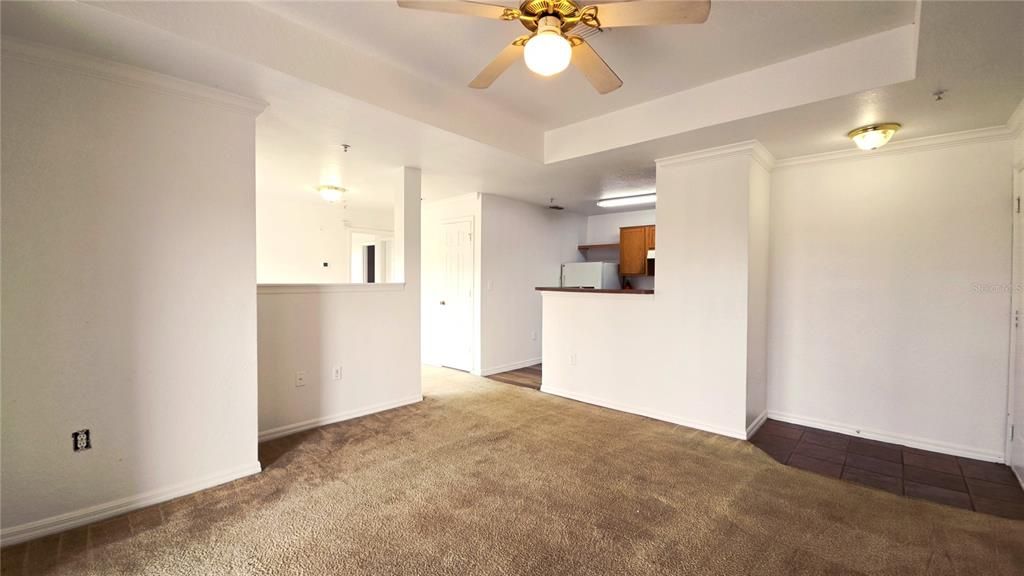 For Rent: $1,249 (1 beds, 1 baths, 768 Square Feet)