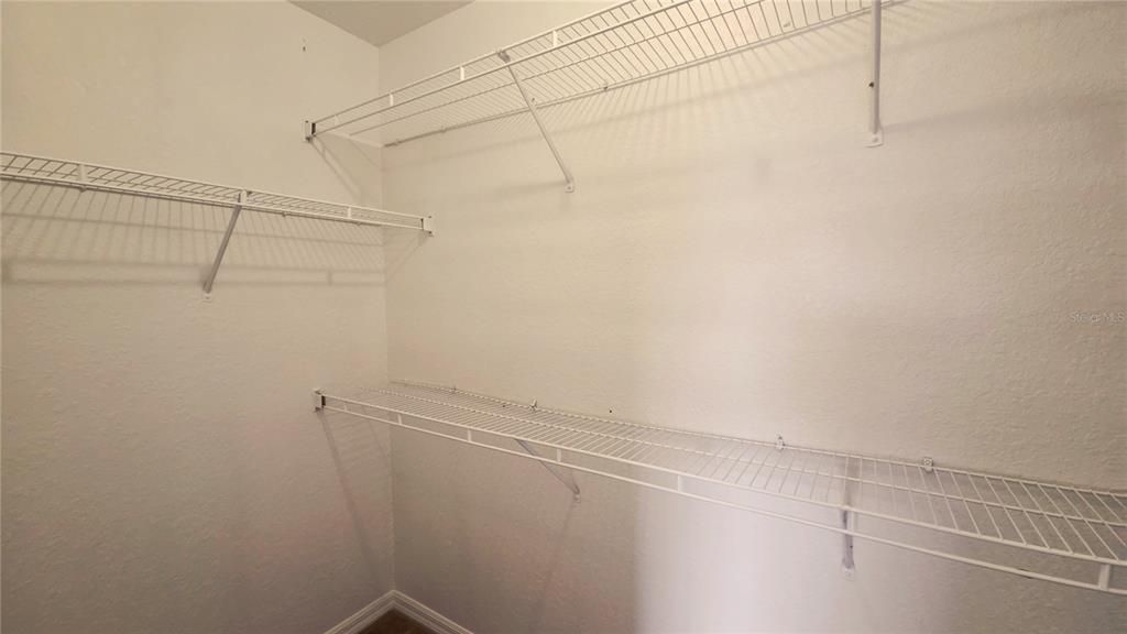 For Rent: $1,249 (1 beds, 1 baths, 768 Square Feet)