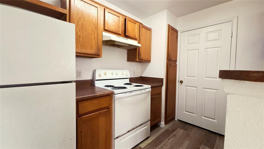 For Rent: $1,249 (1 beds, 1 baths, 768 Square Feet)