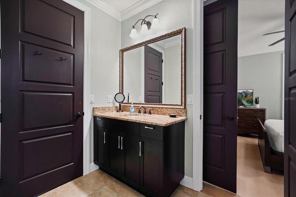 For Sale: $950,000 (5 beds, 4 baths, 3273 Square Feet)
