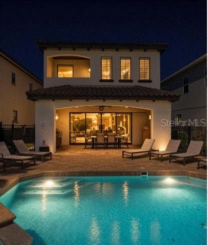 For Sale: $950,000 (5 beds, 4 baths, 3273 Square Feet)