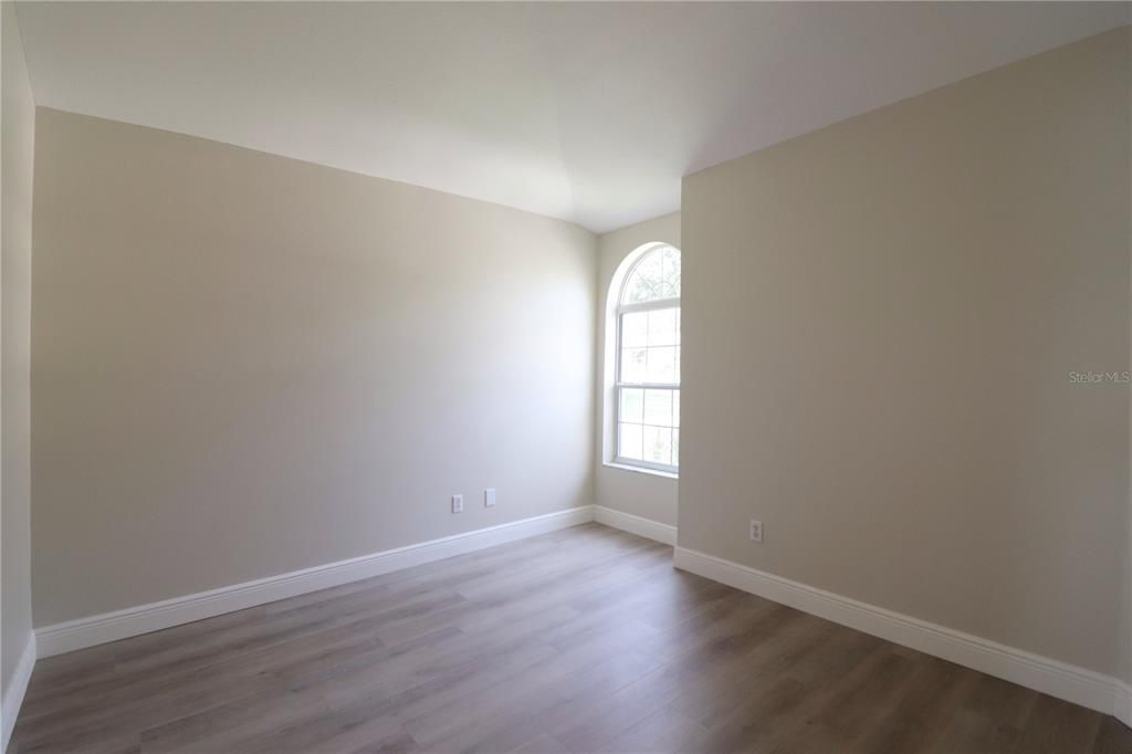 For Rent: $2,100 (2 beds, 2 baths, 1571 Square Feet)