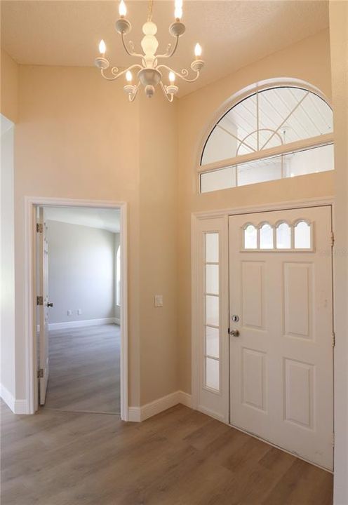 For Rent: $2,100 (2 beds, 2 baths, 1571 Square Feet)
