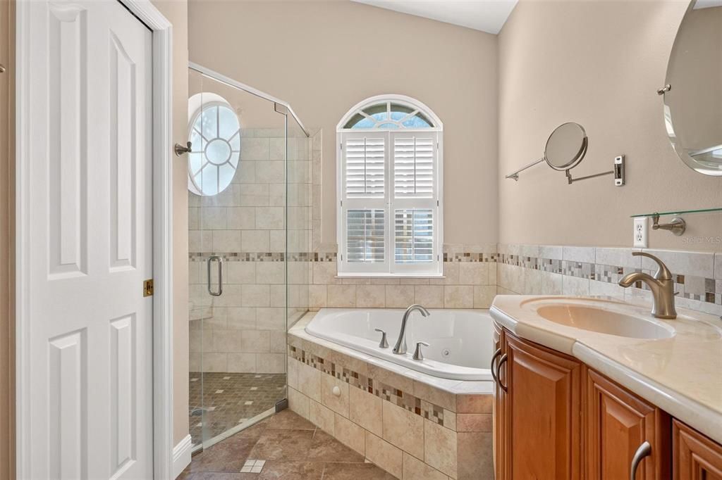 For Sale: $555,000 (3 beds, 2 baths, 1896 Square Feet)