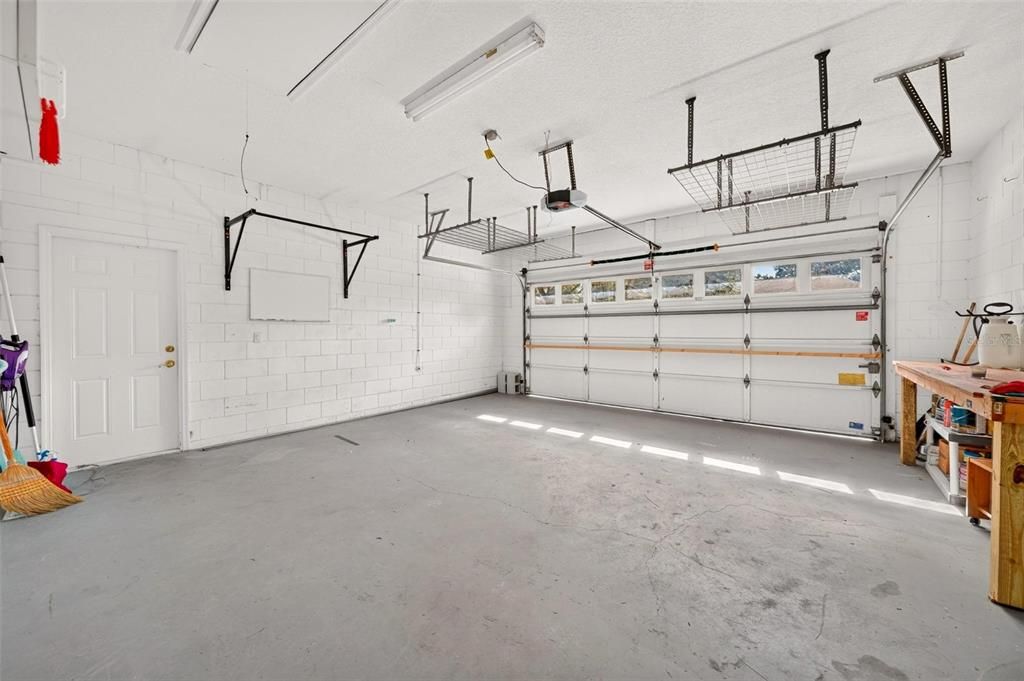 For Sale: $555,000 (3 beds, 2 baths, 1896 Square Feet)
