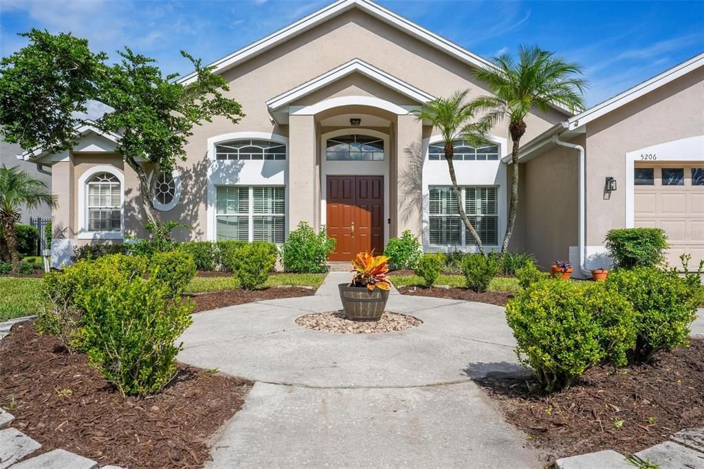 For Sale: $555,000 (3 beds, 2 baths, 1896 Square Feet)