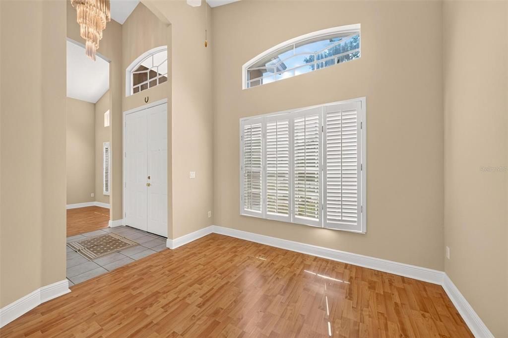 For Sale: $555,000 (3 beds, 2 baths, 1896 Square Feet)