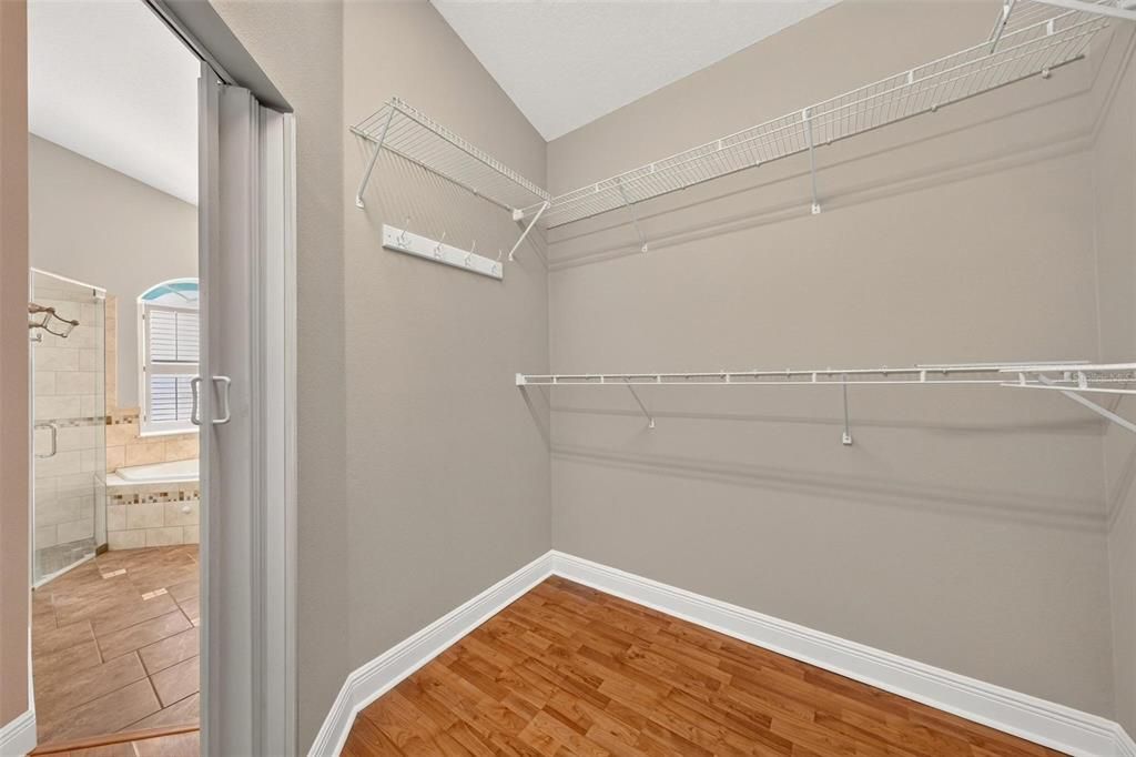 For Sale: $555,000 (3 beds, 2 baths, 1896 Square Feet)