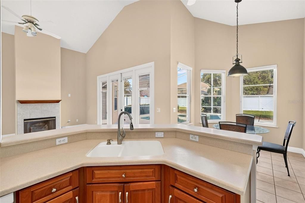 For Sale: $555,000 (3 beds, 2 baths, 1896 Square Feet)