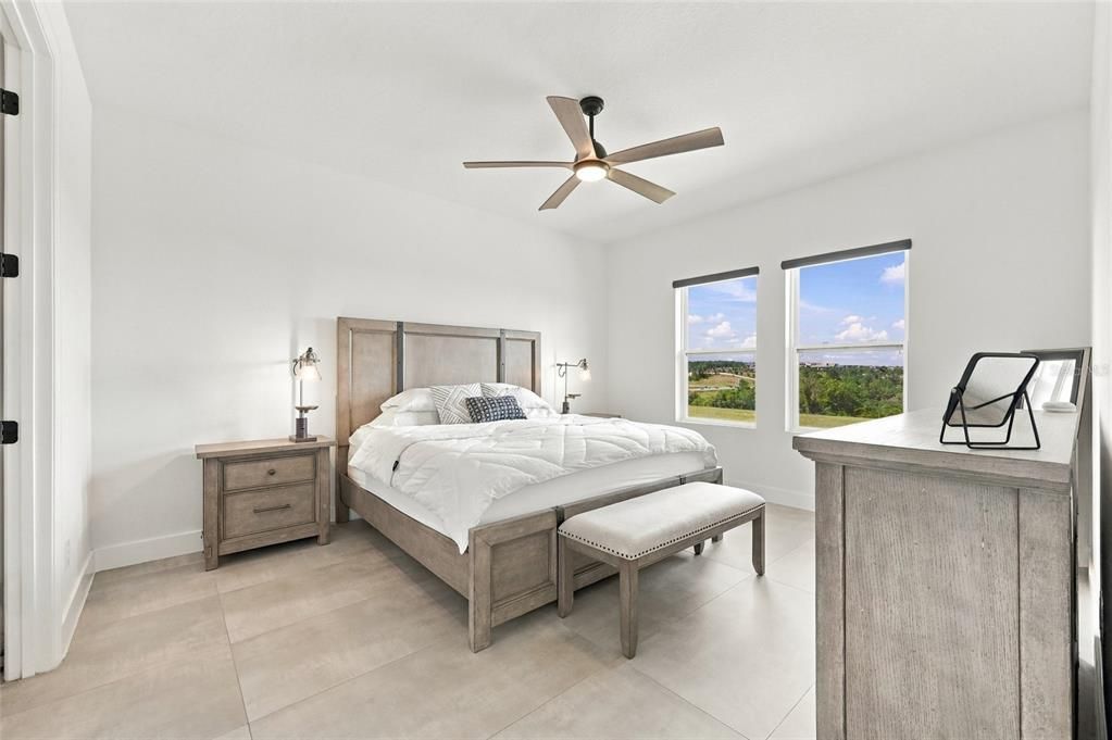 For Rent: $3,300 (4 beds, 2 baths, 1903 Square Feet)