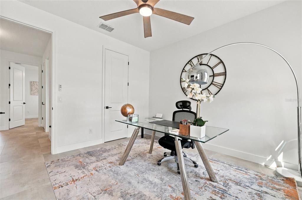 For Rent: $3,300 (4 beds, 2 baths, 1903 Square Feet)