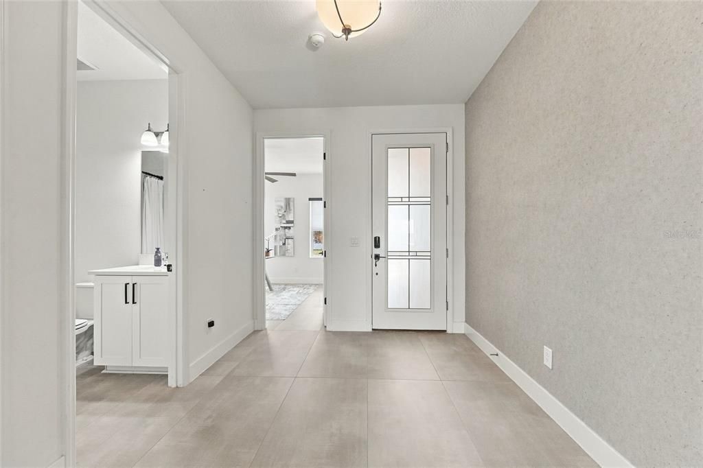 For Rent: $3,300 (4 beds, 2 baths, 1903 Square Feet)