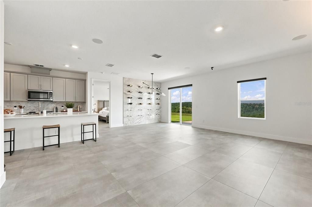 For Rent: $3,300 (4 beds, 2 baths, 1903 Square Feet)
