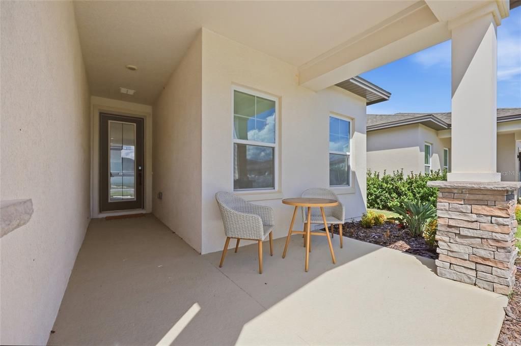For Rent: $3,300 (4 beds, 2 baths, 1903 Square Feet)
