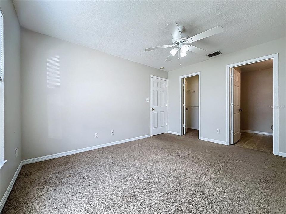 For Rent: $1,950 (3 beds, 2 baths, 1132 Square Feet)